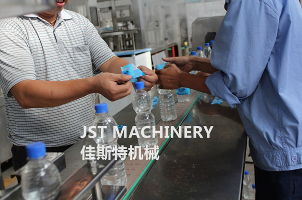 Semi Automatic Juice  PVC Sleeve Thermal Labeling Machines