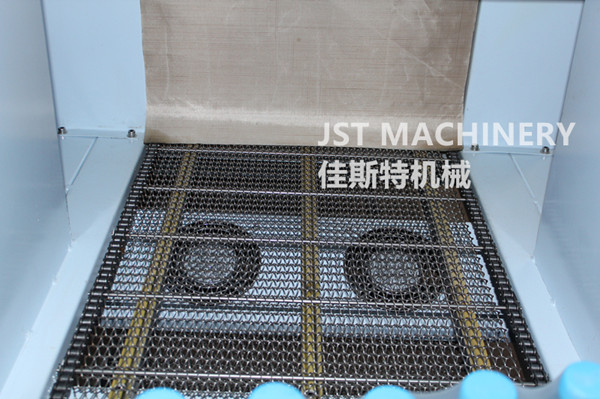 stainless steel 304 tyoe conveyor belt in the shrink oven for packing machine