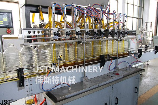 The Working Operation Of Oil Filling Production Line